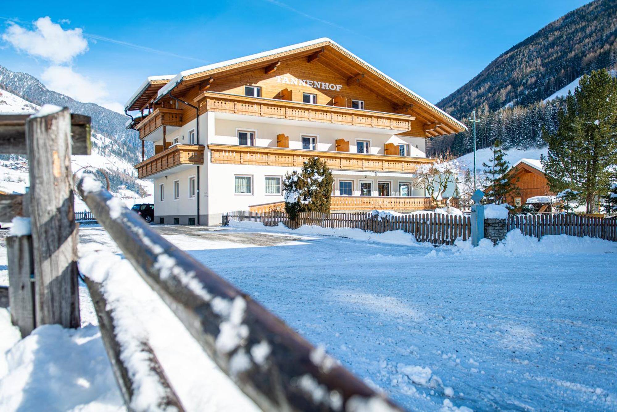 Pension Tannenhof Hostal Ahrntal Exterior foto